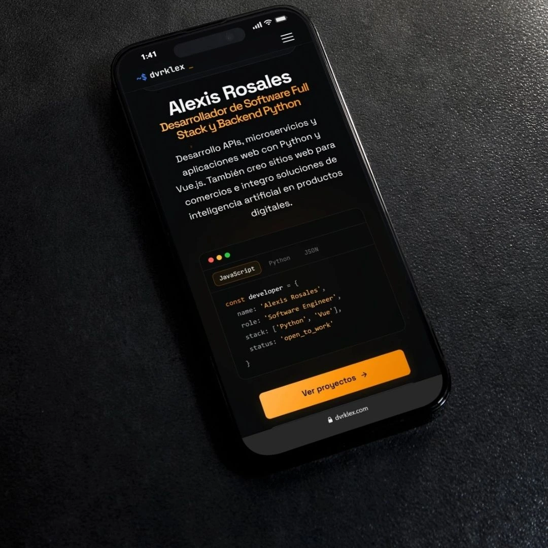 Portfolio DVRKLEX mostrado en la pantalla de un teléfono móvil.